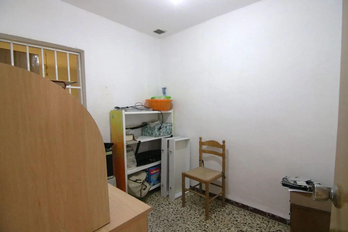 f8ffdb0d-6b39-438b-b8f8-cd0be8e111f6