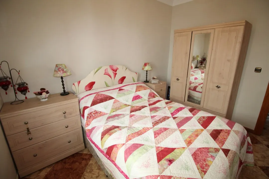 c80aa8ec-0e25-47e0-be50-e229fd4d84ec