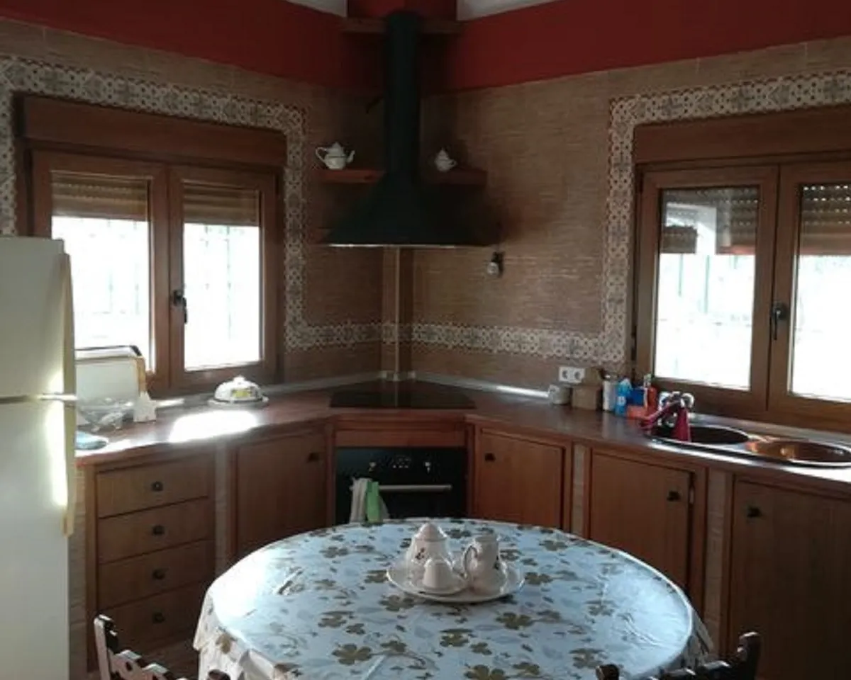 5bf28f6e-7c1f-4c4f-ad99-387de0307840