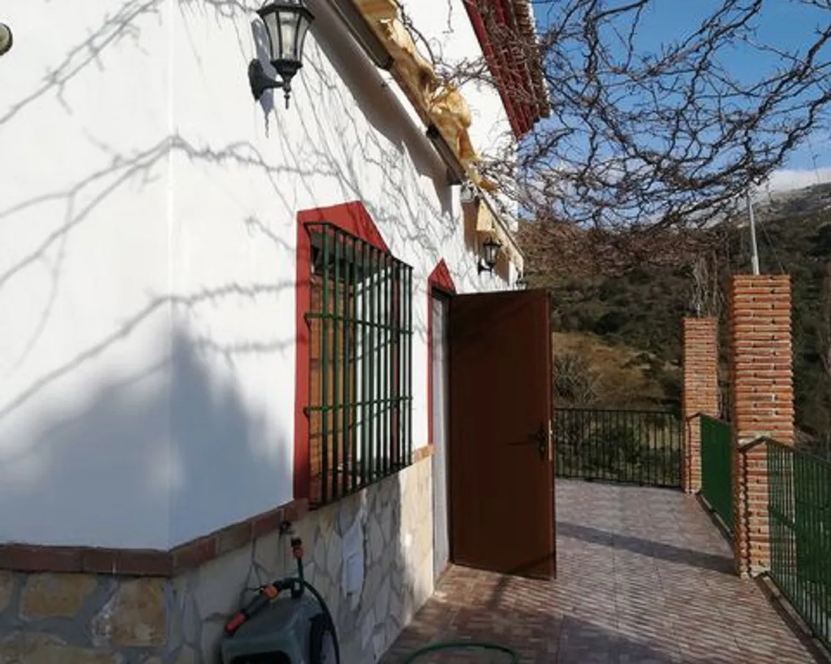 e5c20036-c917-474a-828a-24b6bc1558b1