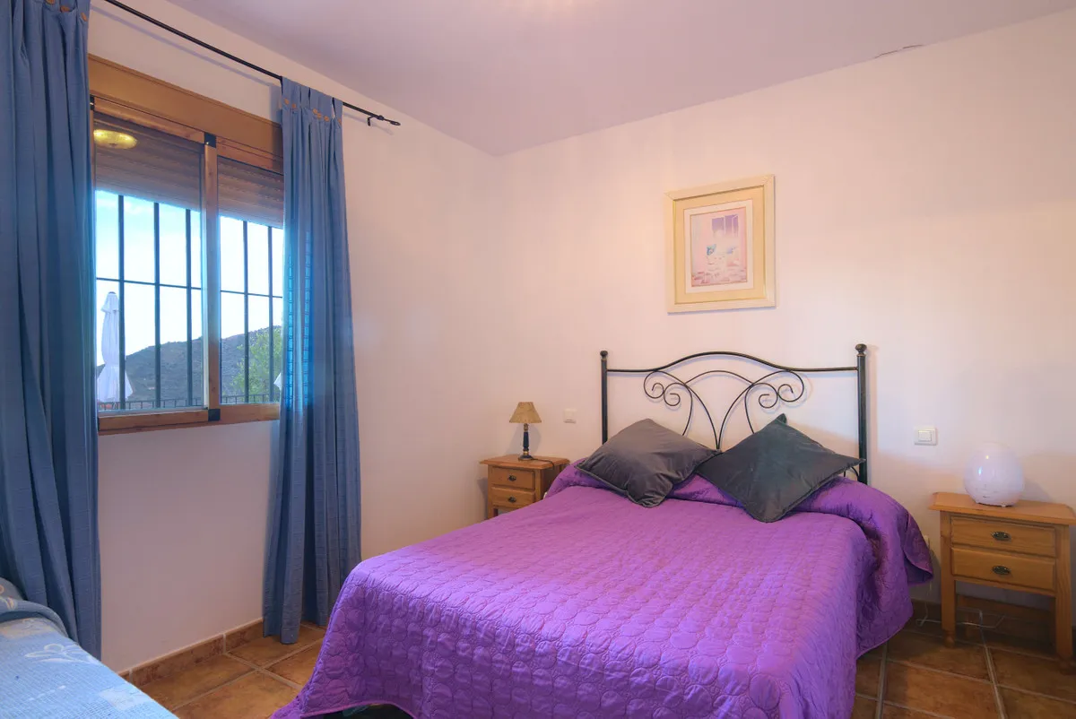 6a266ff5-1ef4-4a9c-ad91-c6a24312cefe