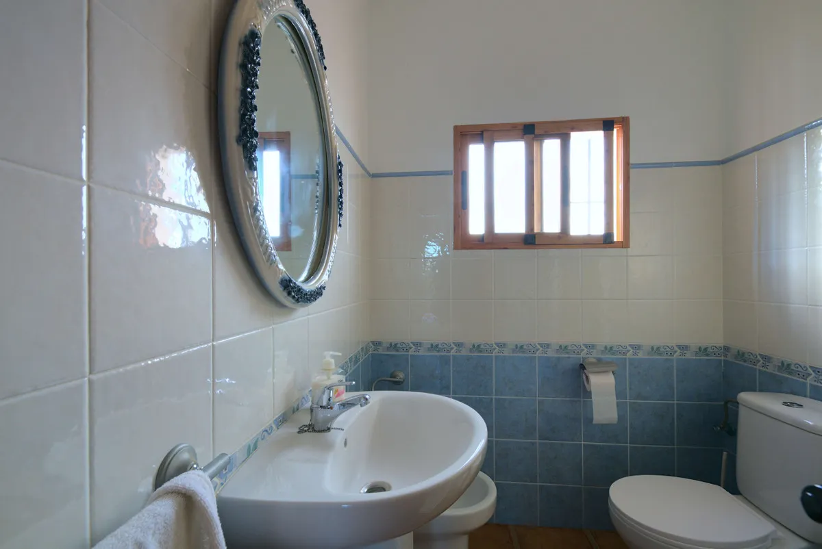 d6c08dc8-2218-499d-b25f-4f22117cd081