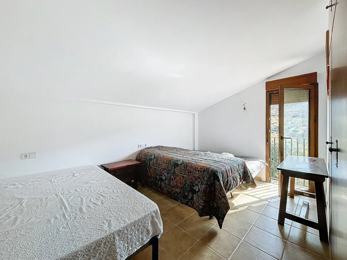 b6c1d88d-37cf-499f-bc32-b10313f87449