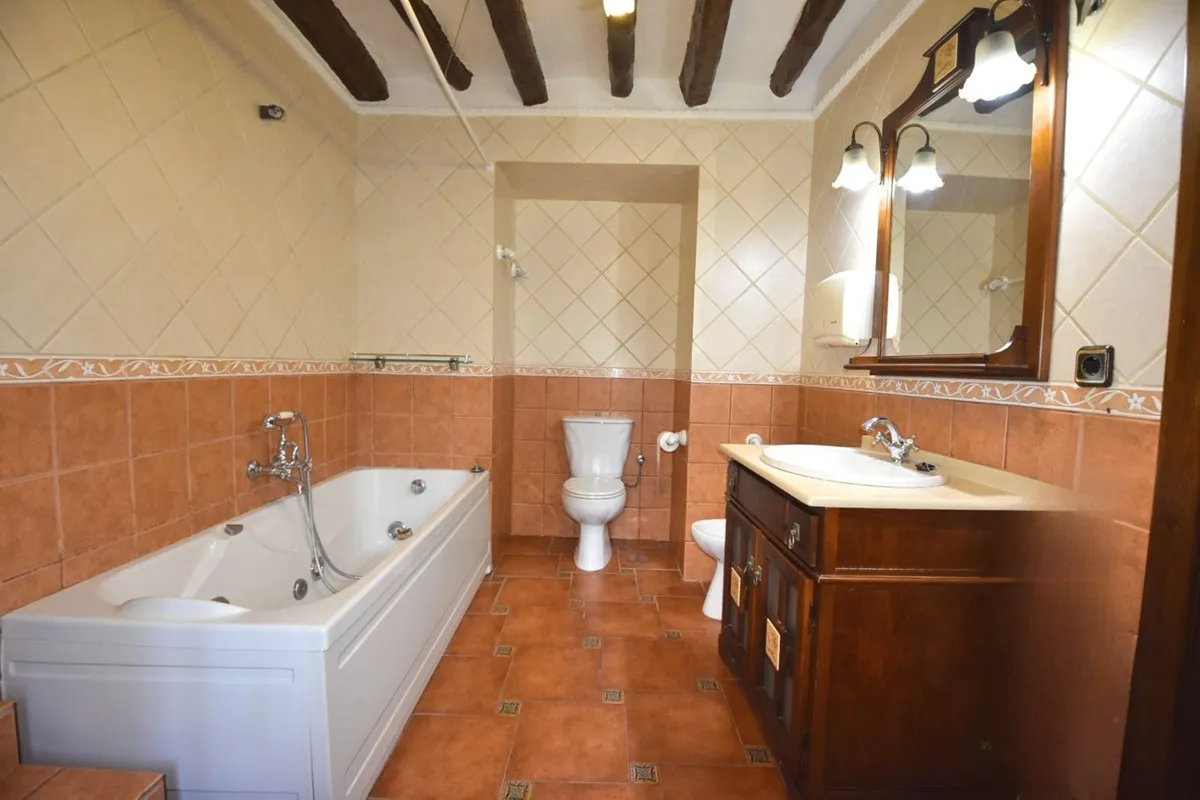 6ce2069d-b577-4634-96c8-befa5ac4277e