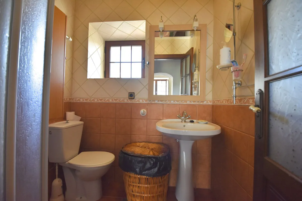 7aabef70-5dd4-46ac-abd1-6dd9f939f9f3