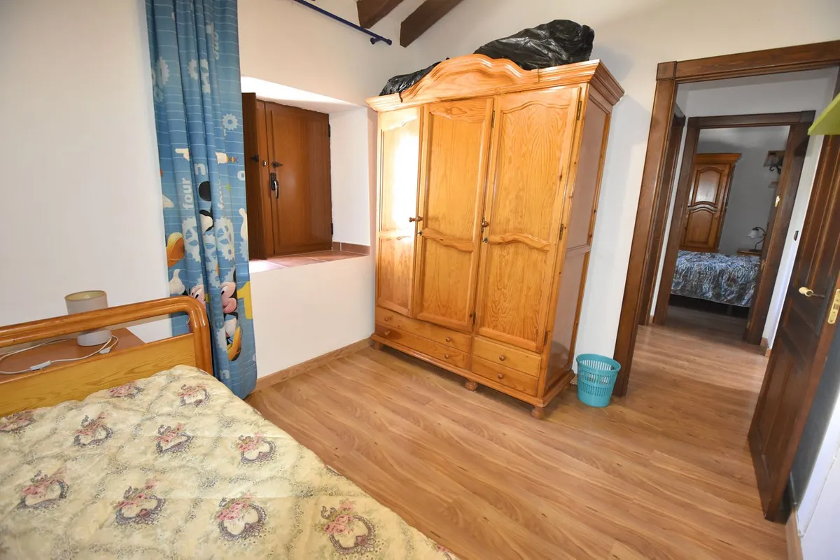 ca34b0b0-e238-4969-9c51-ac1207cb1269