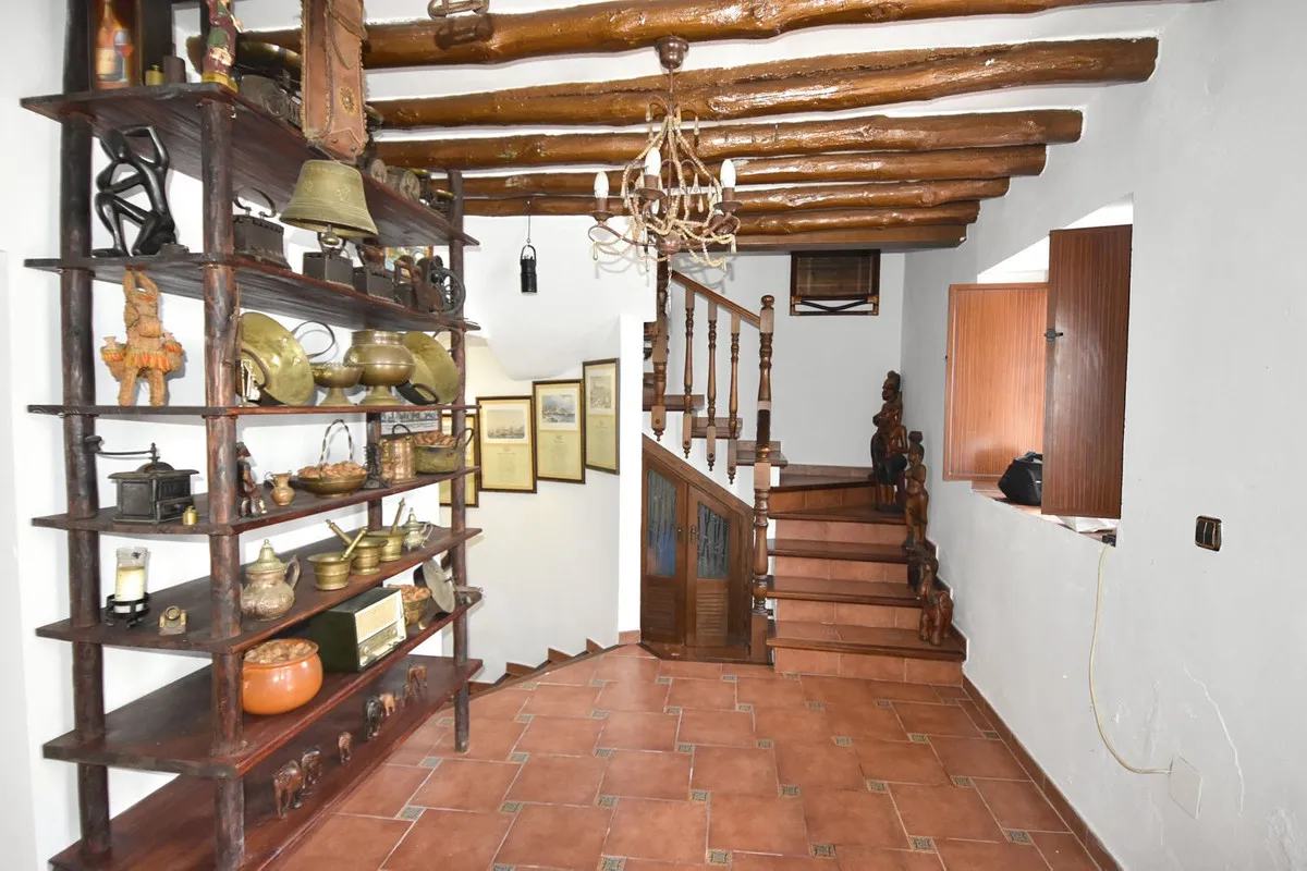 f5c9d0d7-106e-4893-b301-7d58e75d51db