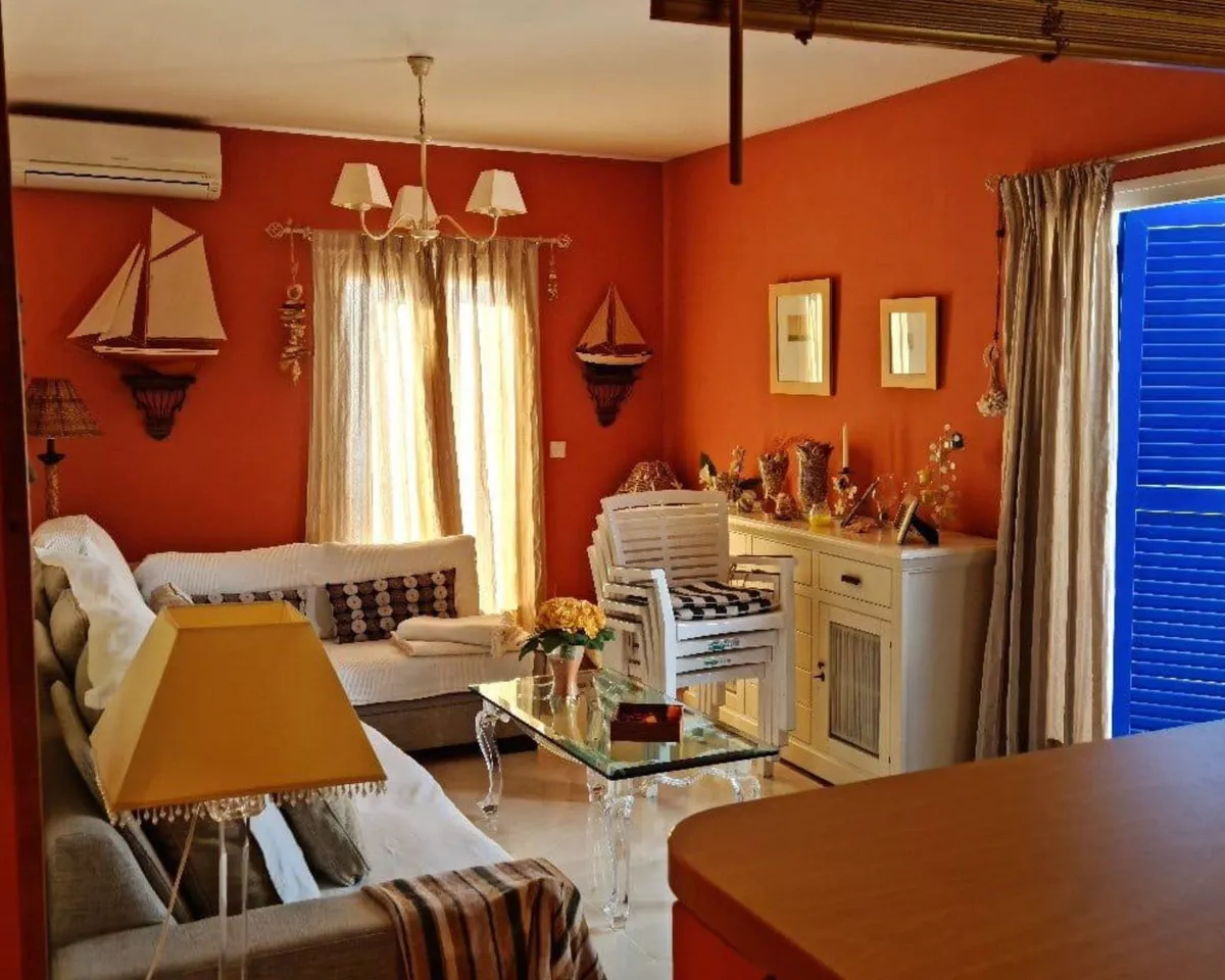 1a5e94a6-c4bd-45fa-979d-f129726ffeee