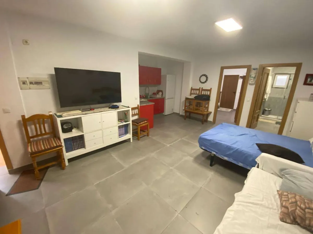 9ececbf9-99f5-4416-83bc-b0eb97e65886