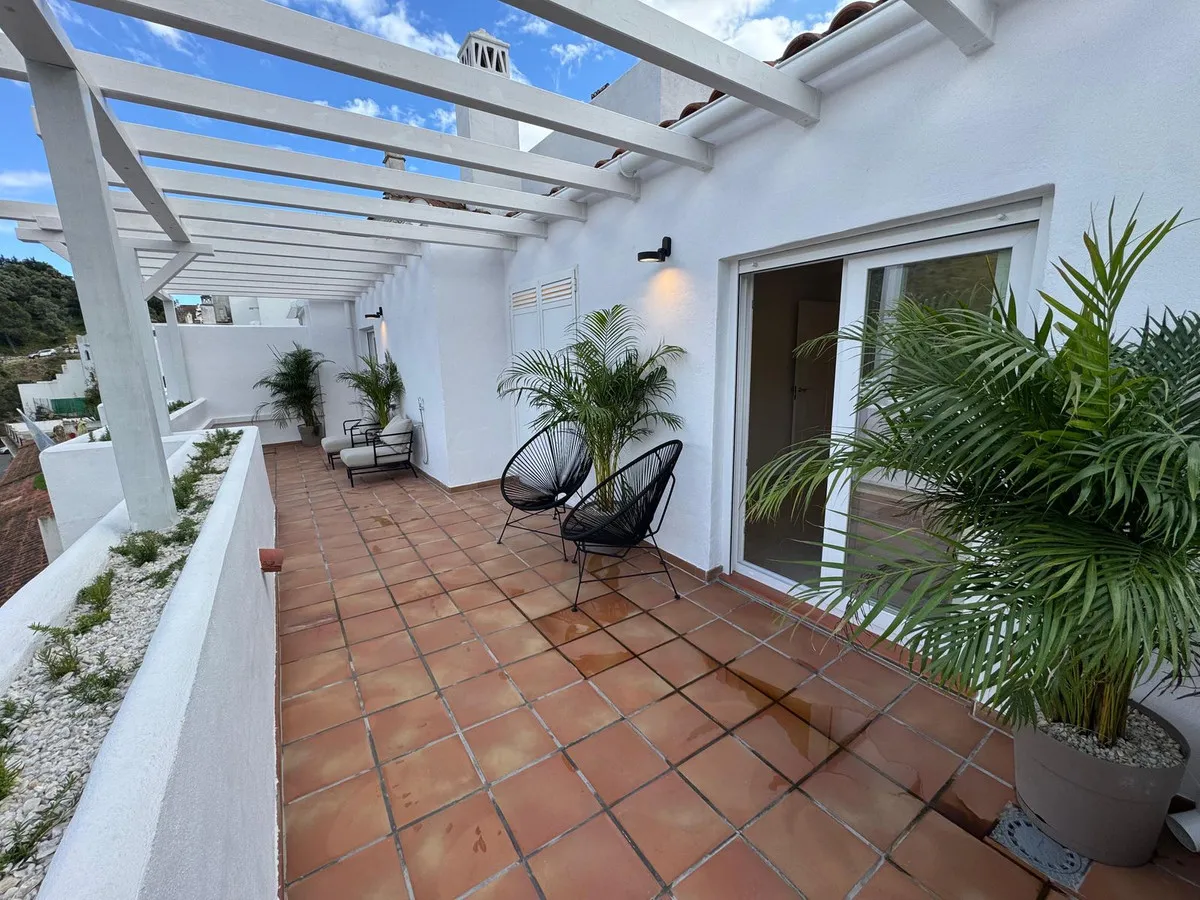 e81526af-584b-412c-9d4f-5f36097290cb