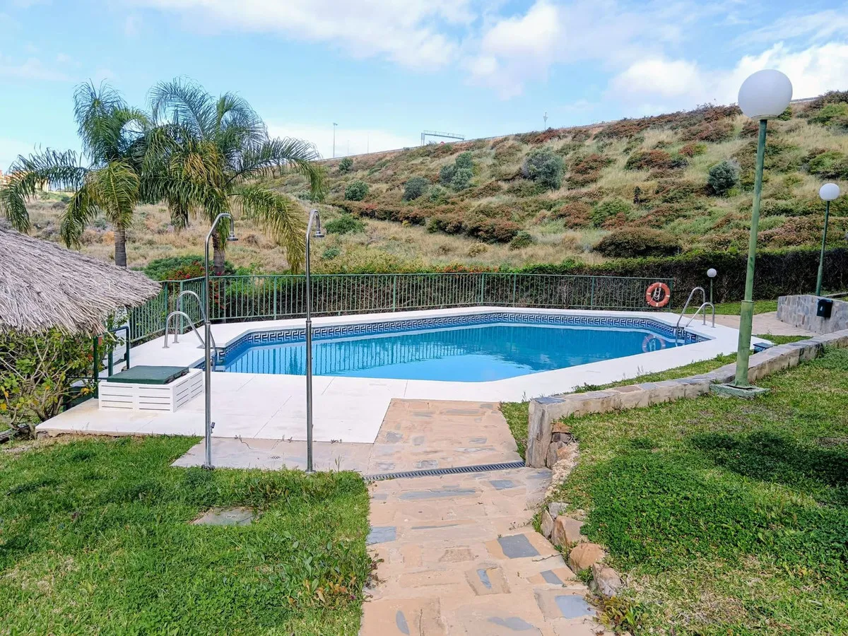 a0985a94-cdf4-4082-9385-2ce8260d8765