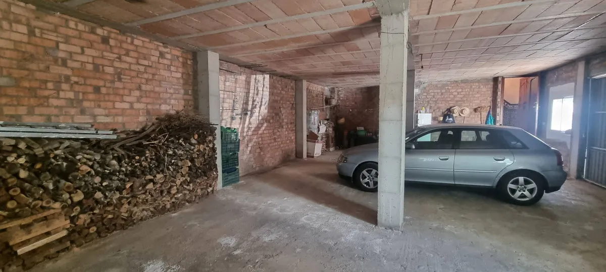 f8eccf52-8199-4548-903c-578acb764ff0