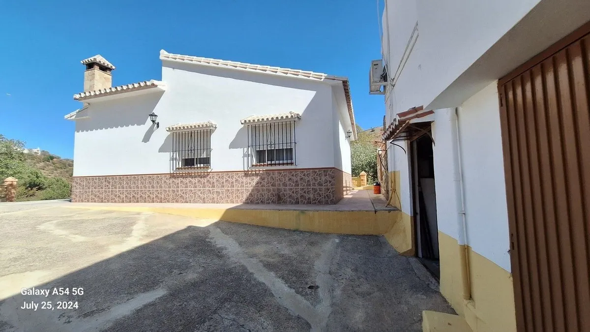 2ae5125e-baad-490b-88cb-115b61ac43f8