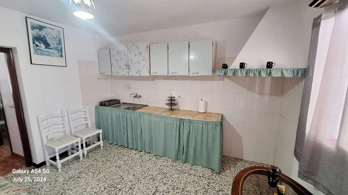 843c477c-0718-4109-b7af-4849fda596c8