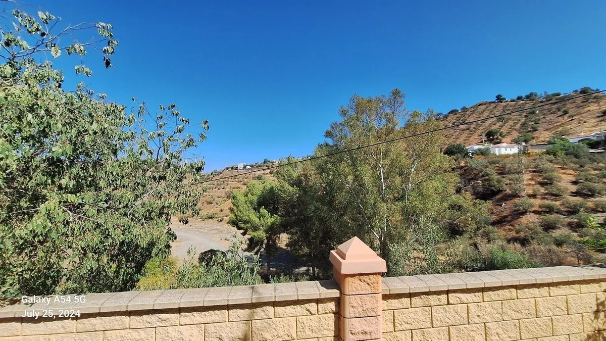 c4e4d588-a81c-47f3-8dd3-eb2171139ff6