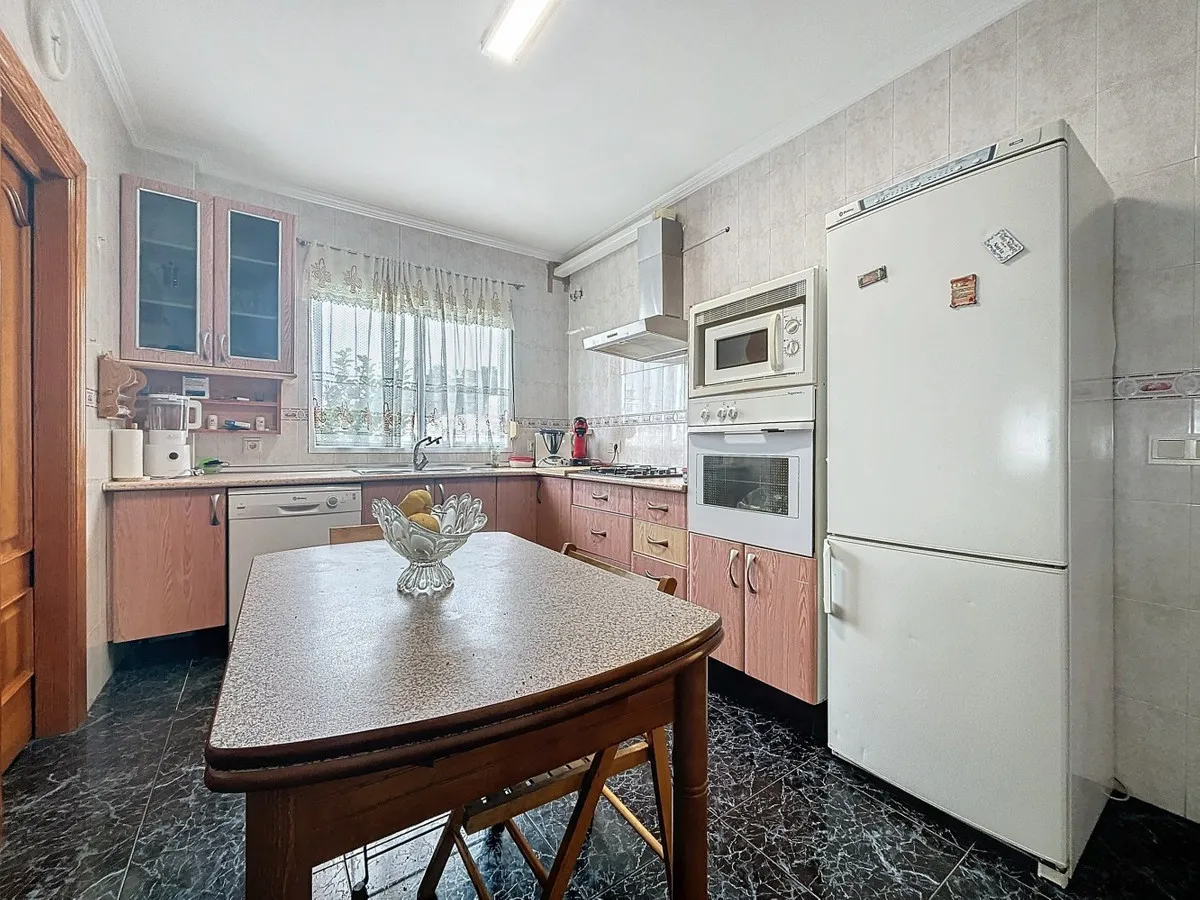 0fb7c10e-df0a-4515-b99b-3ca35834c6d9