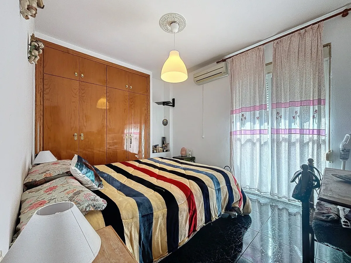 28cb0fd3-4cc0-4a1c-9bb3-1eeac1d99c5d