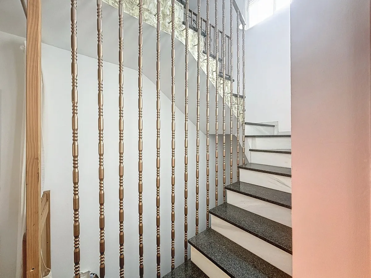 5c62046c-1b69-4622-a771-67c924746970