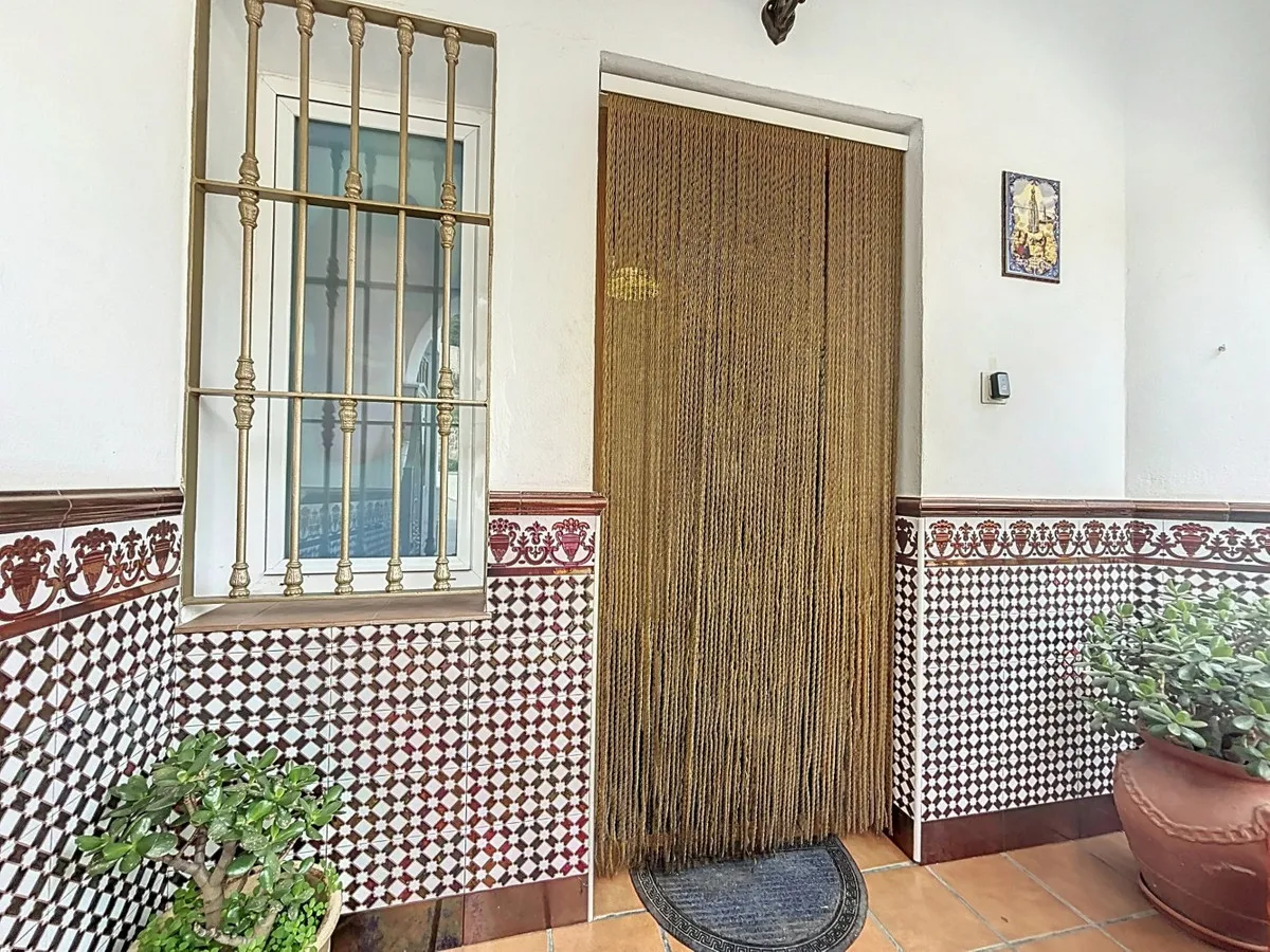 Charming Cómpeta 4-Bedroom Semi-Detached House