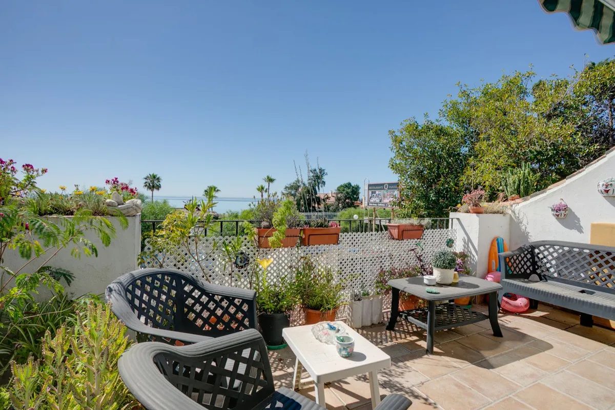 904af113-0f8d-42c6-924c-6841f2cb3609