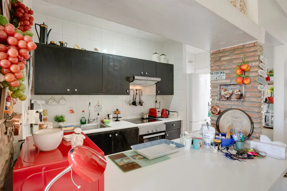 9924a3e0-0db0-4f23-8b41-90926b38e200