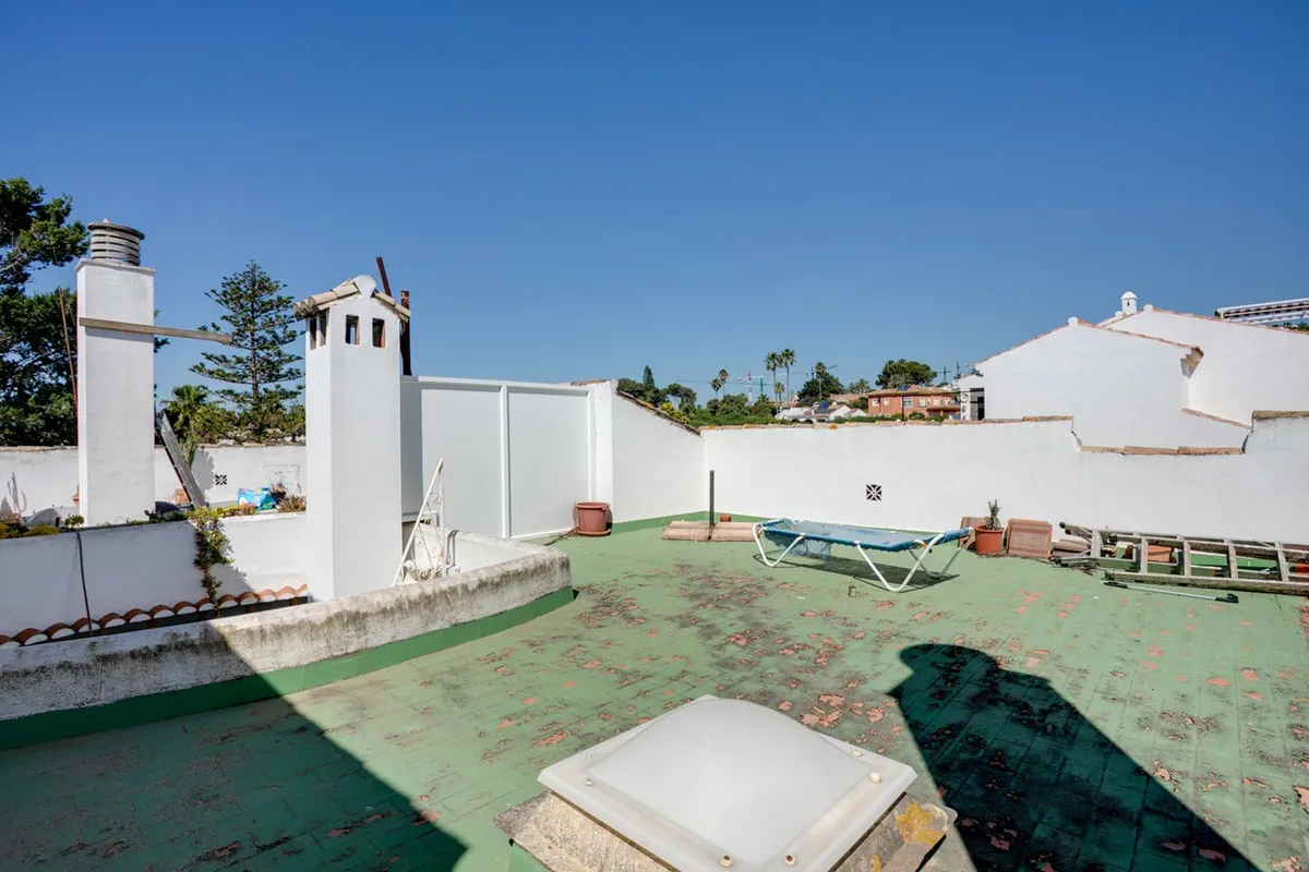 ddd85c94-5434-467d-802c-7faf42e96a05