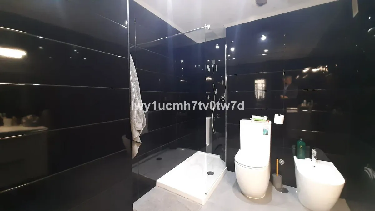 7b357595-c8db-4ab9-bda4-8c7243ddee74