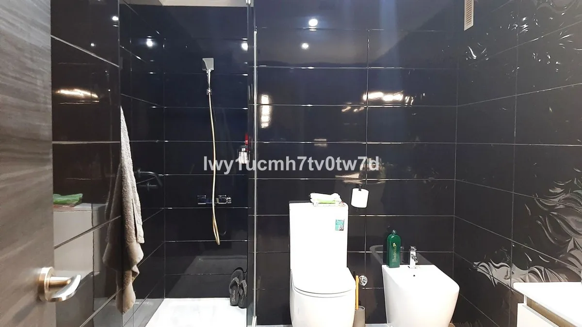 95b99301-7728-4355-8e64-55c3315bf77c