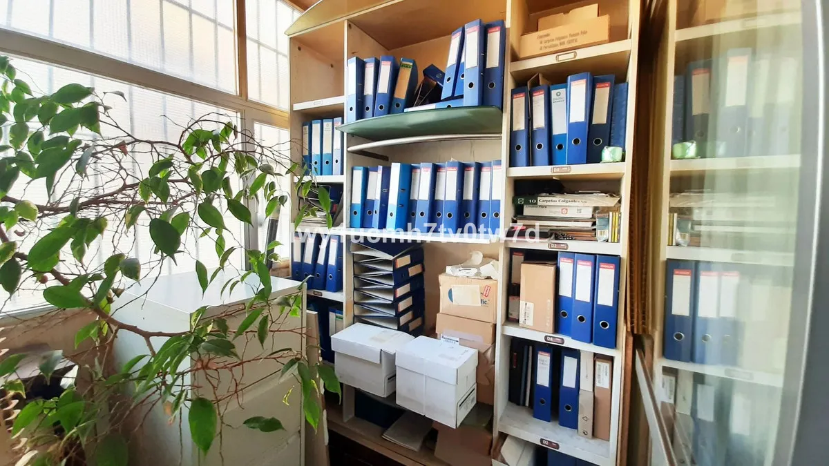 d56c8439-cac8-4c32-b3ee-29b69fd677d2