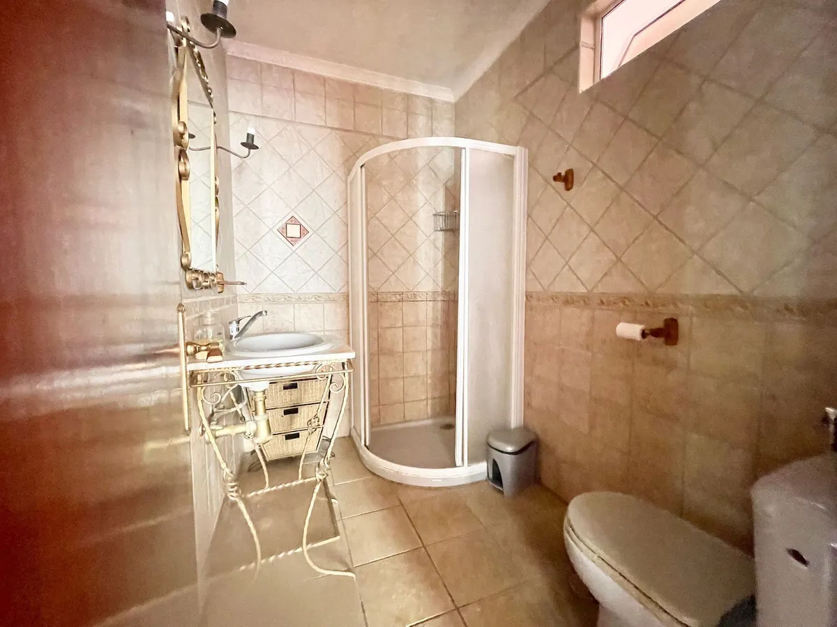 d7b0fa90-b7ab-4832-8dc4-38b6cb395d43