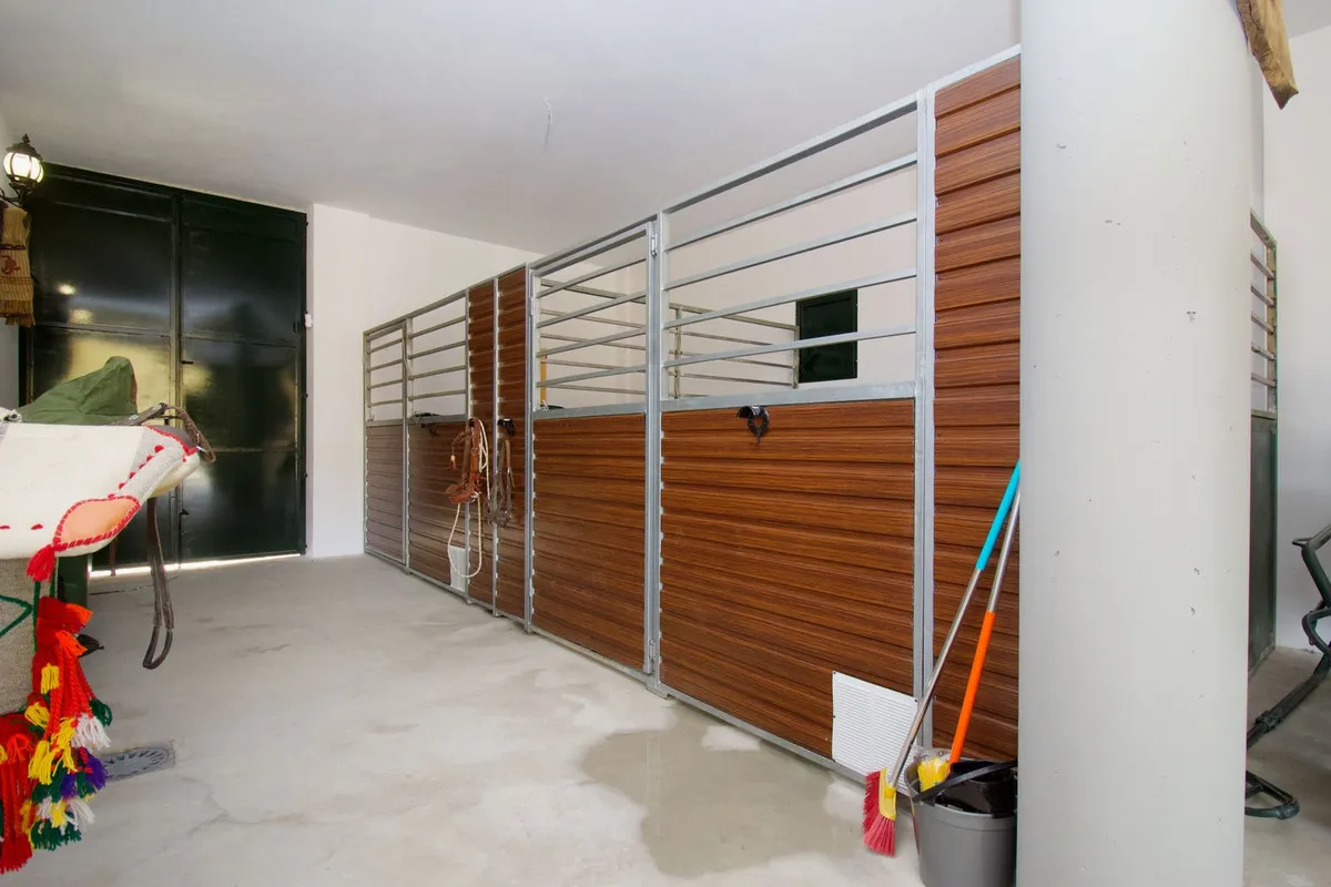 2ccbcb0c-4ba9-4e10-bdf1-8b6b8c3f6bde