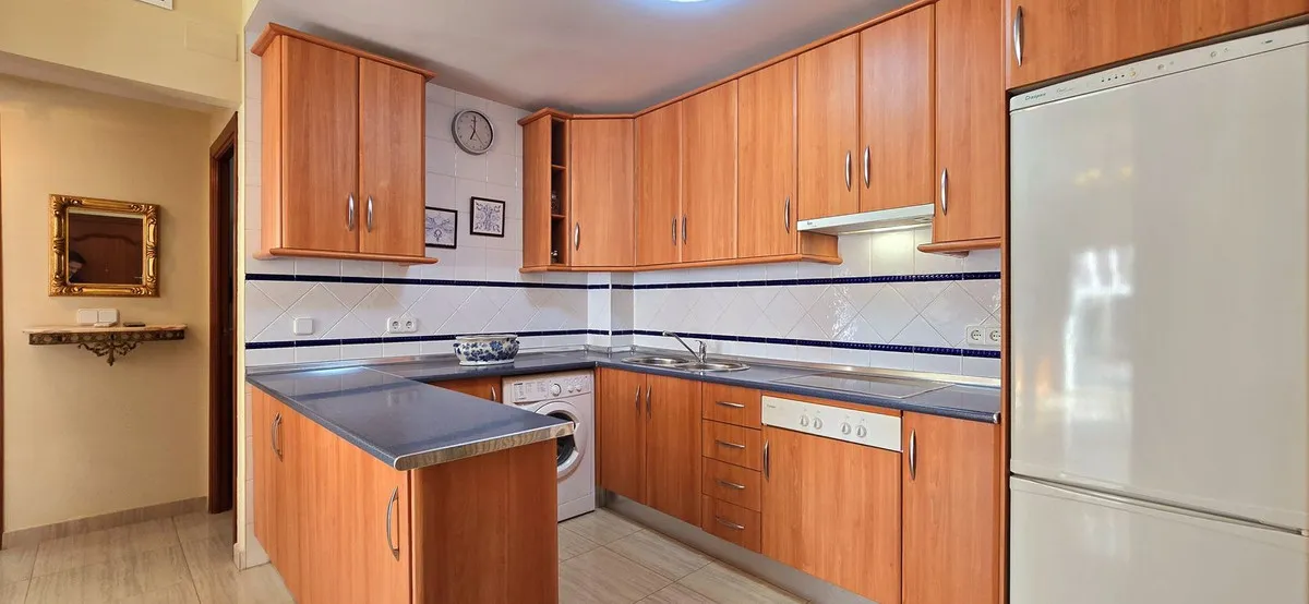 c01c88c2-7c2b-4112-9df7-559abf4da806