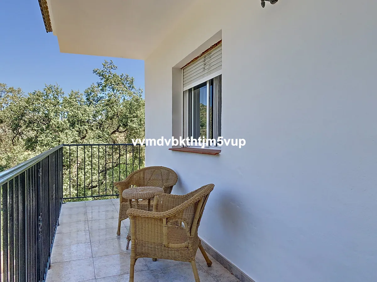 61a3259f-4c16-4a30-ba70-d43bfeef2c8f