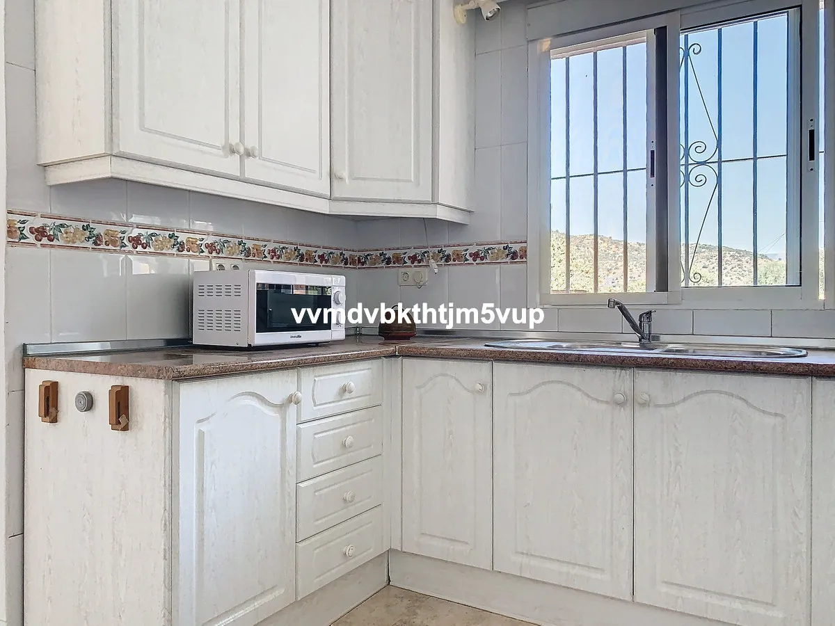 b9a220af-7fe6-4ca3-9a61-ed2f5ed64f4c