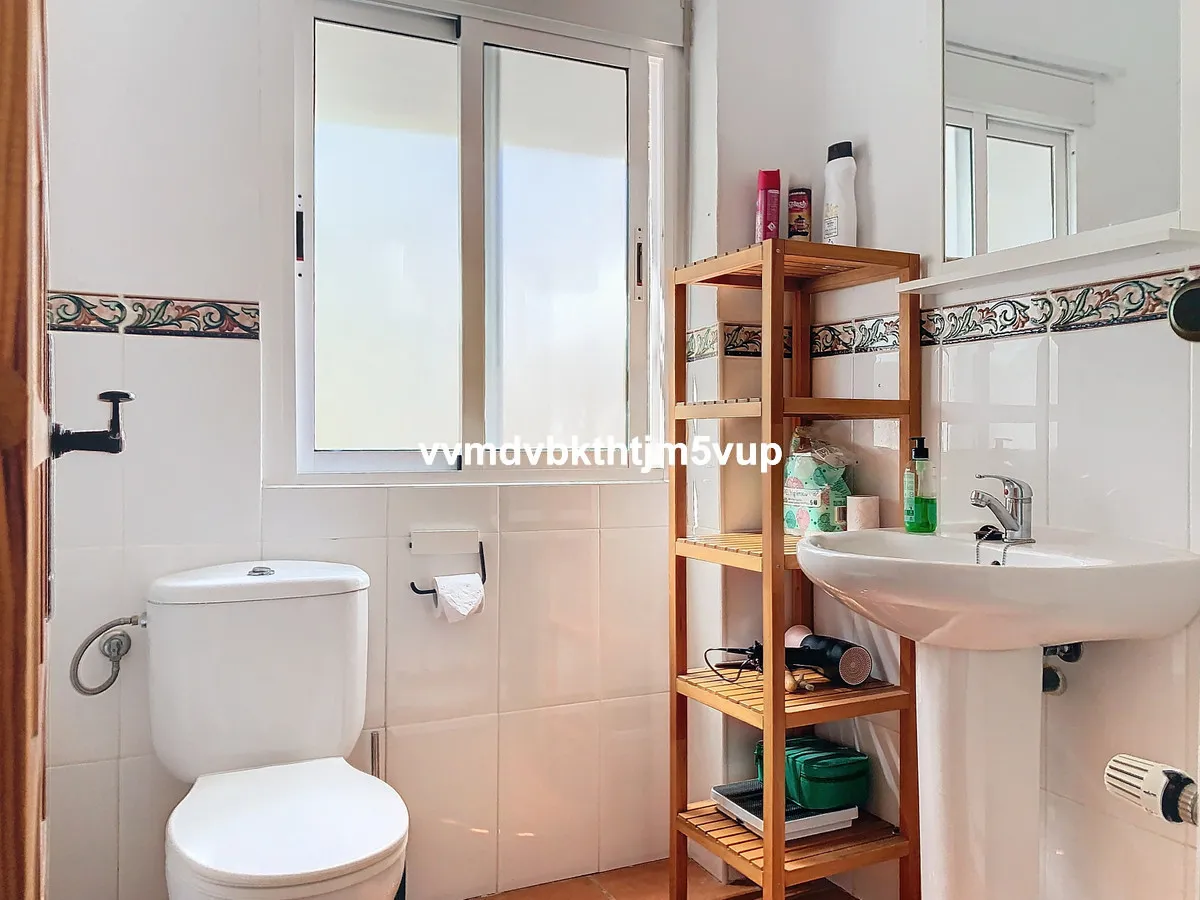 c2fbcb32-0567-48cd-aecd-79db7982e947