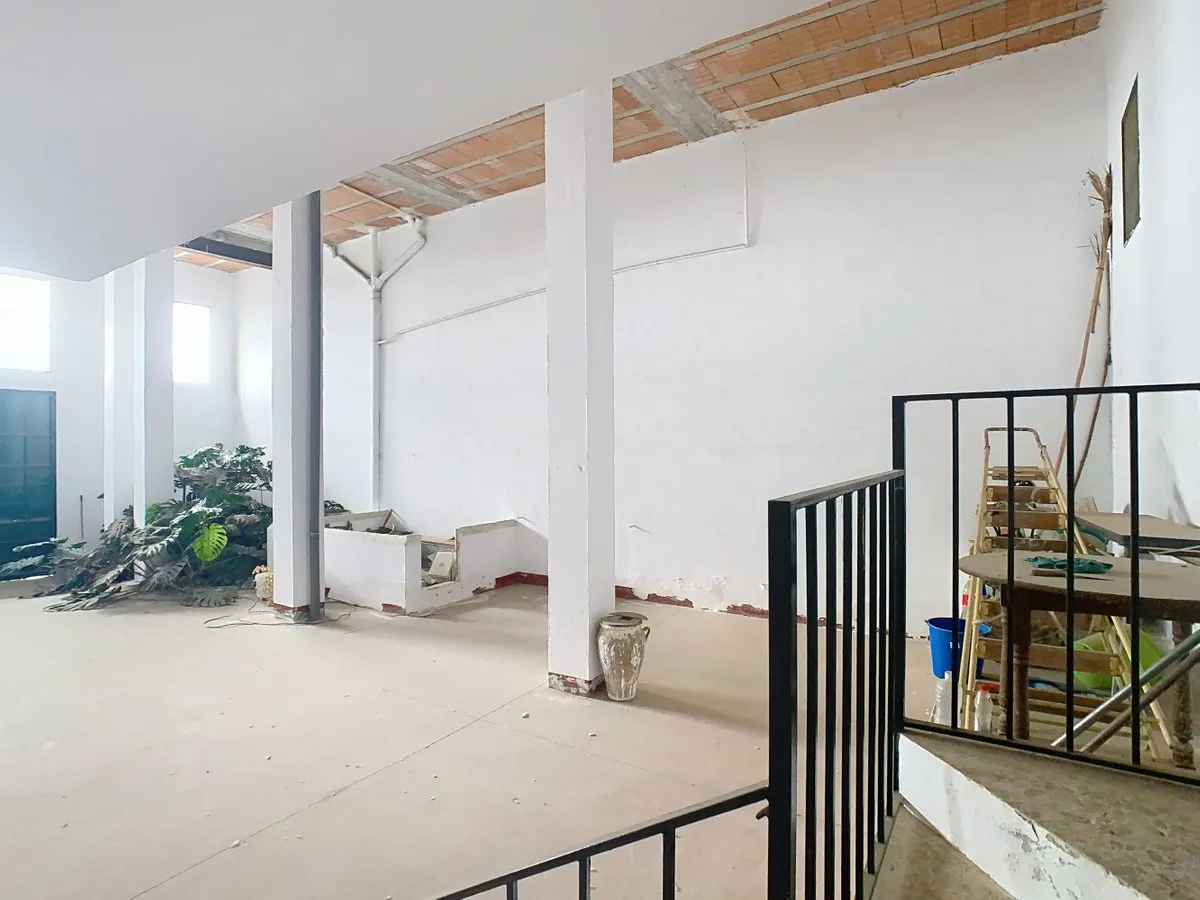 ec8f0c44-c644-4977-bb70-87b8bcda3a92