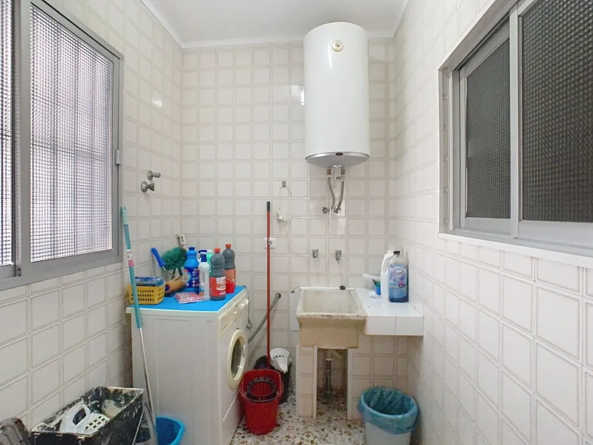 ee703ab5-37dd-4220-ba06-ec75f31e4d2d