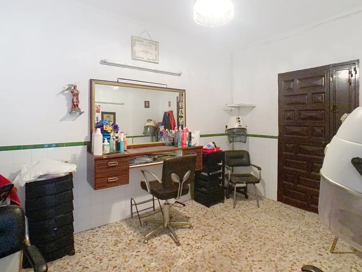 f3ddc28b-8c2a-4946-a465-06e493571901