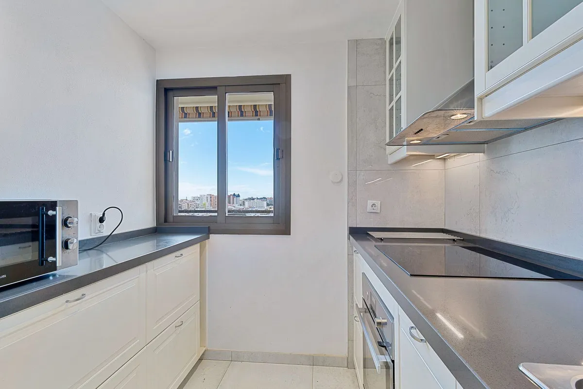 29785048-411b-4eee-83f3-b12894886983