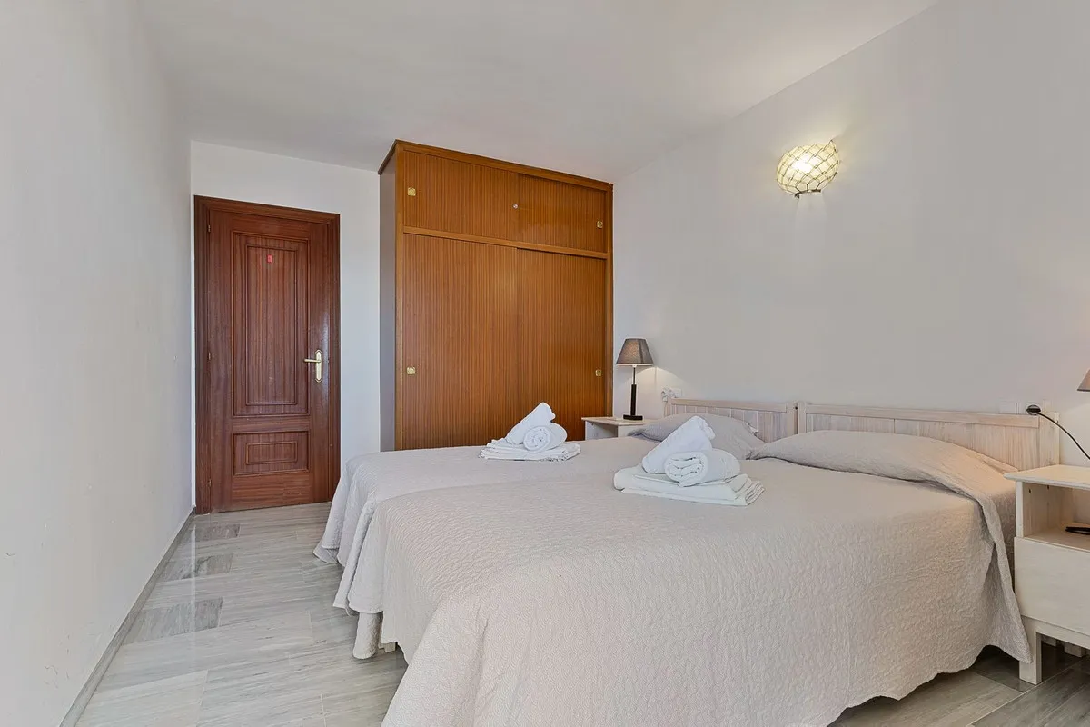 a76cd1a9-e8f8-4f5f-9e2c-1862ee6b32e7