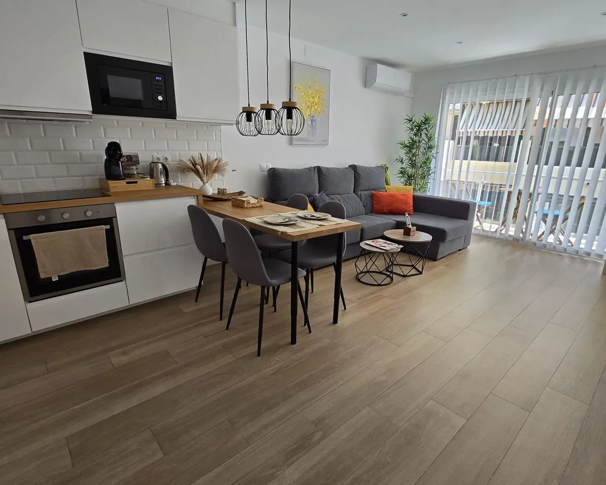 2201daf1-6e68-457a-a629-6c484545af3b