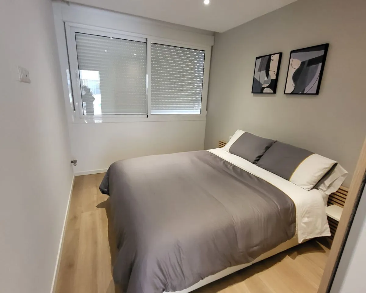 8e08a93f-6d1d-41e4-a59b-89104f35e243