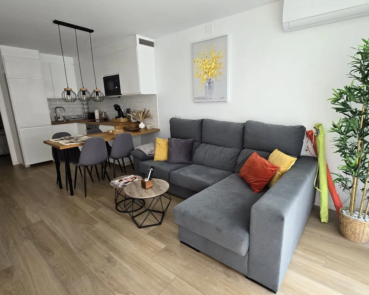 dc8f6f11-2e3e-4132-b01d-f3aaeacce772