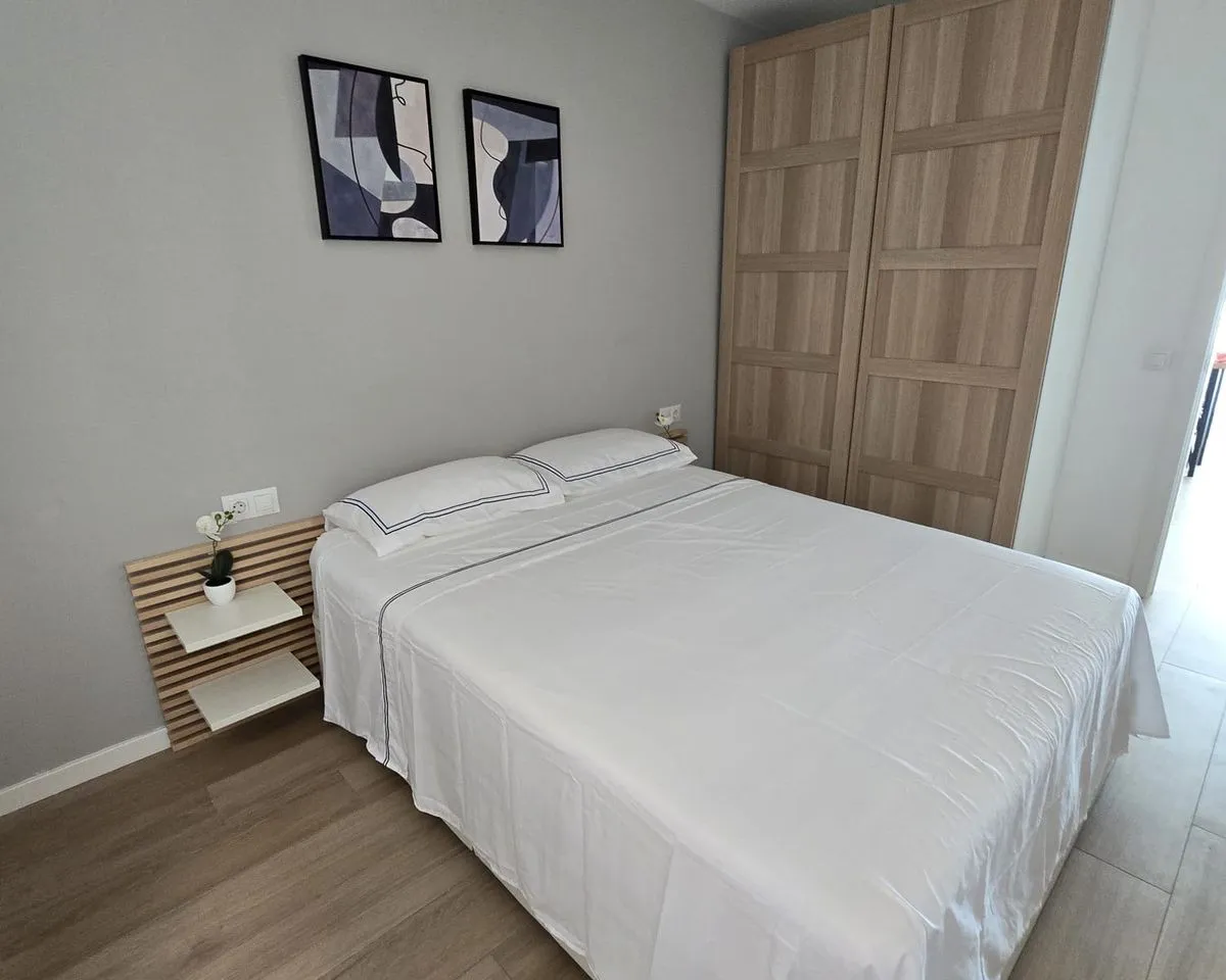 fab69ee6-07b2-4114-b1d8-7686bbe2f0b3