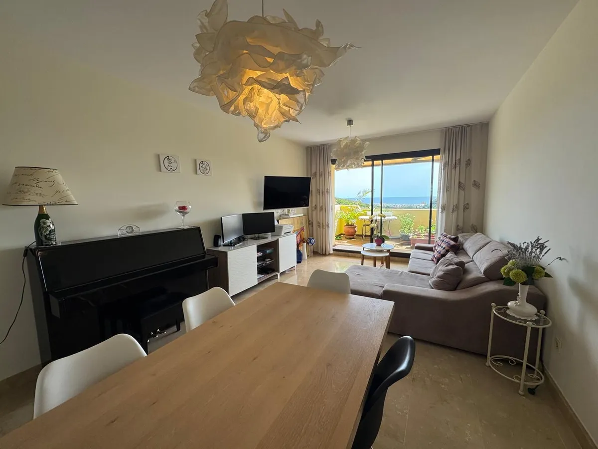 2147c7a2-0353-4ca4-a3c5-1b7c4837b637