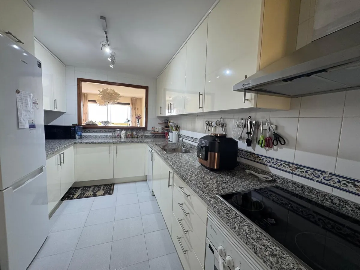 a93e644e-4406-4dd5-a656-981f1be1e0ef