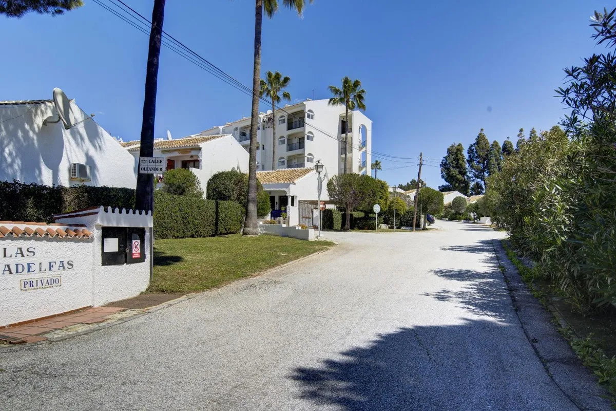 00a6be11-eb69-448b-9615-0c6e91b51ef9