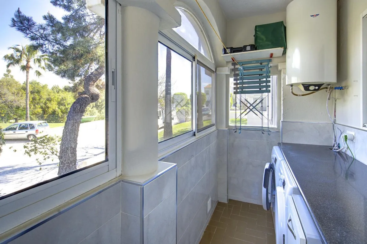 28cf7e39-6d31-4c33-ab43-d9ca4d5e292c