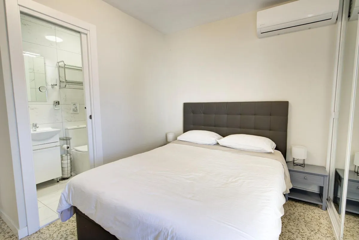 955b4356-783f-42ab-aab7-6f4fe6386e2a