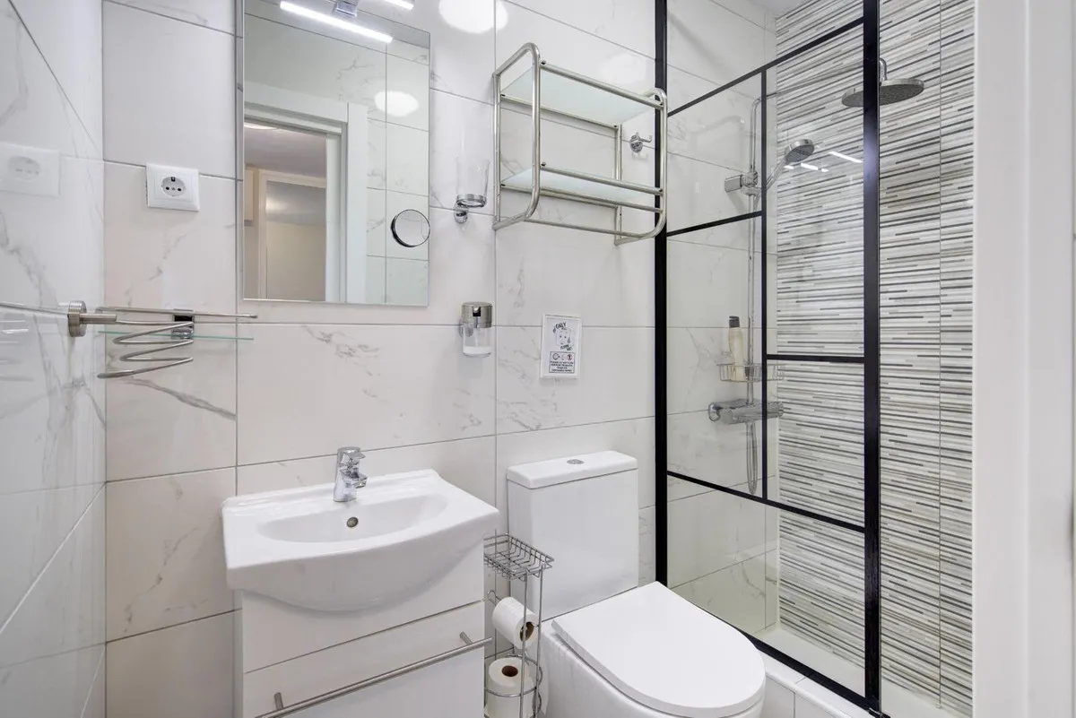 9bdc15a1-552a-4f99-becd-05981b53a04c